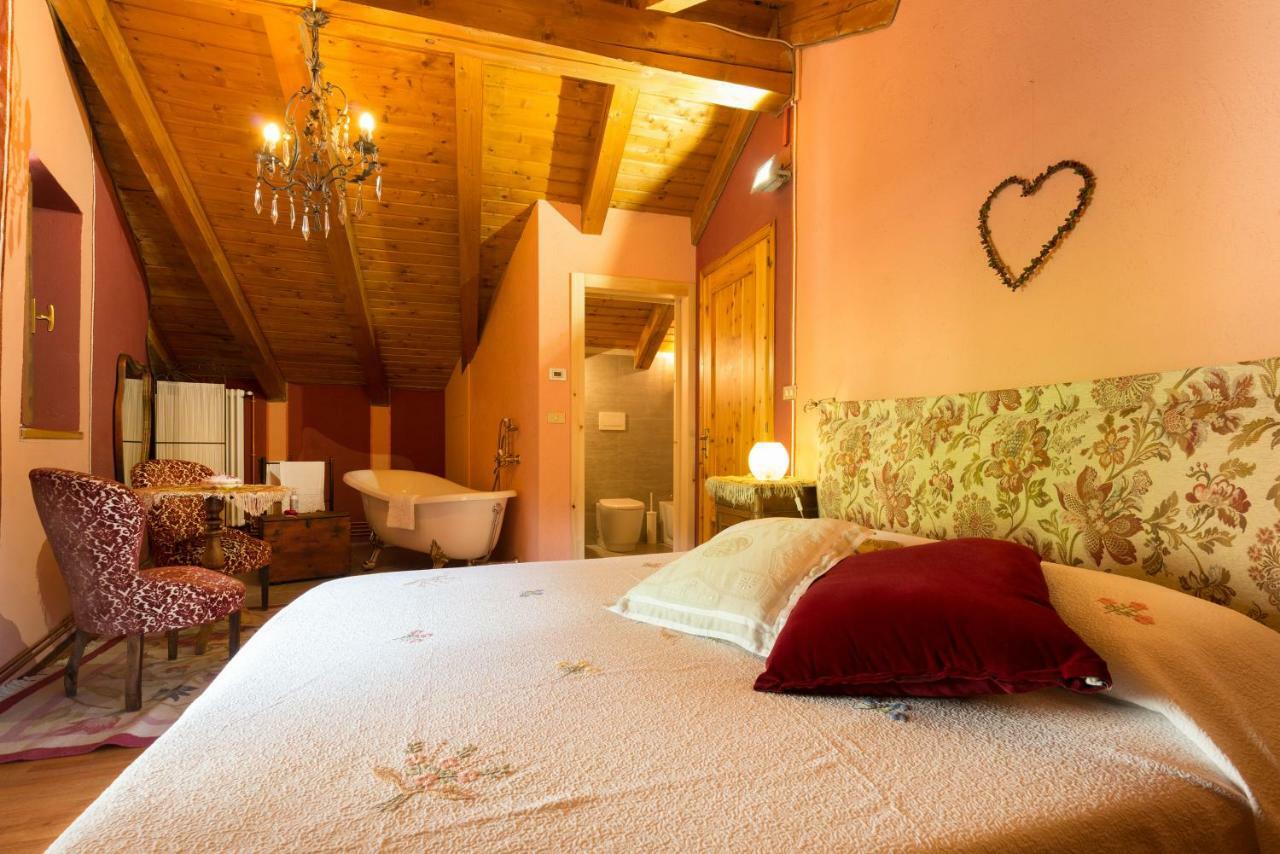 B&B Chambres D'Hôtes Quart De Lune Aosta Exterior foto