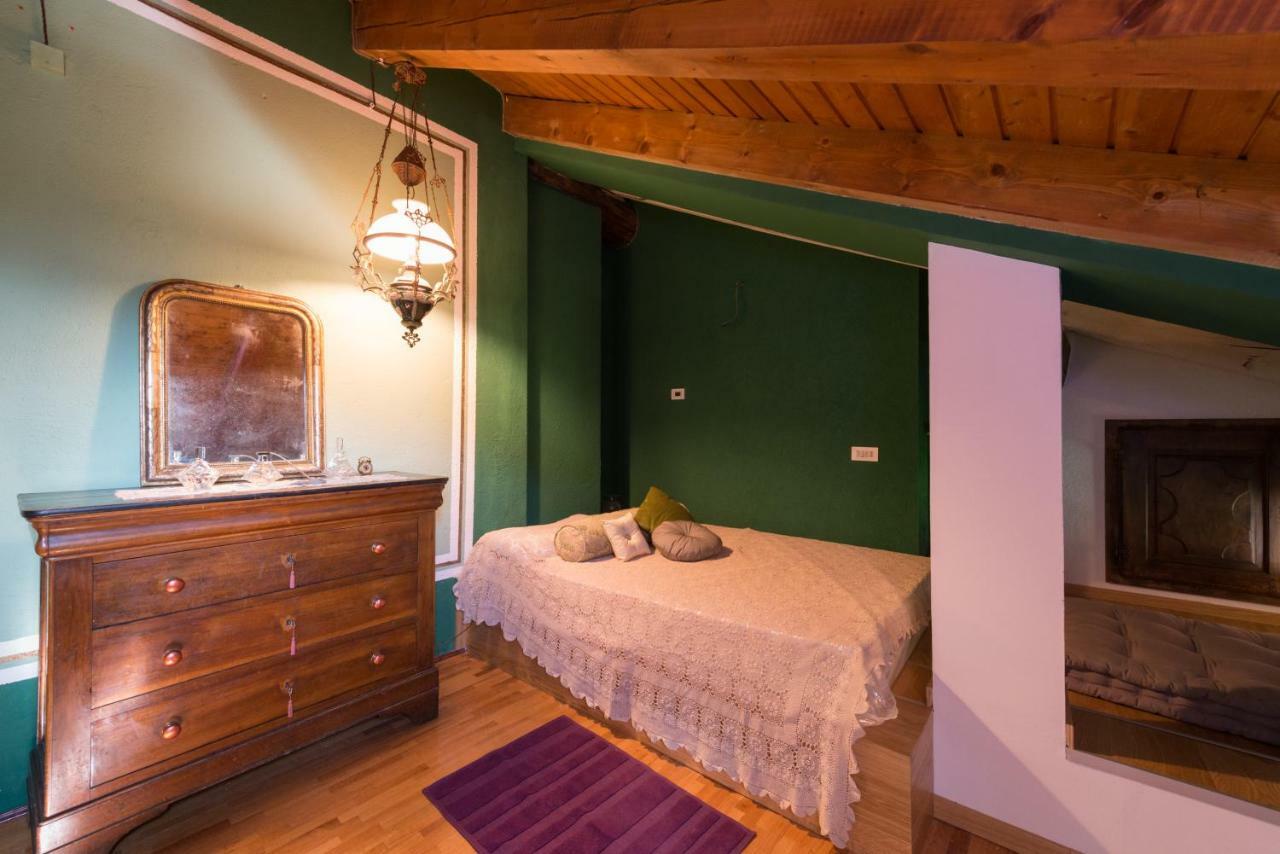 B&B Chambres D'Hôtes Quart De Lune Aosta Exterior foto